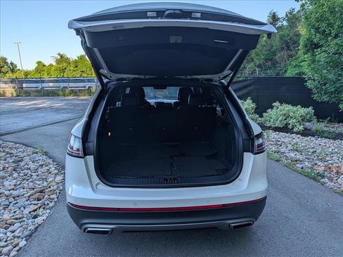Used 2020 Lincoln Nautilus Reserve FWD image 23