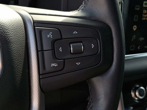 Used 2024 GMC Yukon Denali w/ Advanced Technology Package AWD/4WD image 23