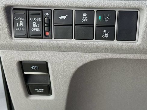Used 2018 Honda Odyssey EX-L image 21