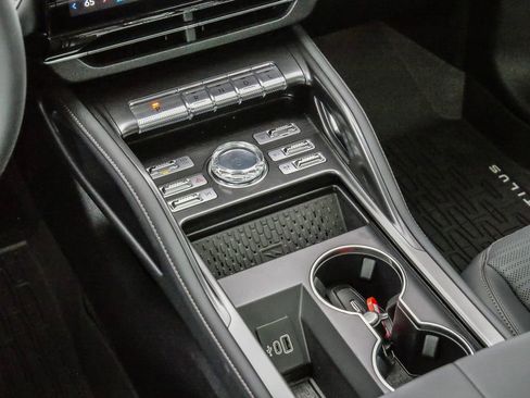 New 2026 Lincoln Nautilus Reserve w/ Jet Appearance Package image 29