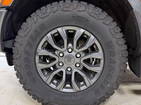 Used 2019 Ford Ranger Lariat w/ Equipment Group 501A Mid image 18