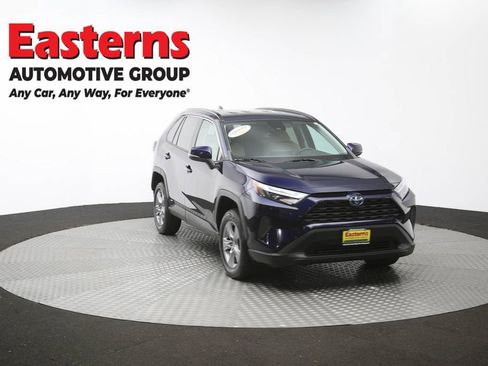 Used 2022 Toyota RAV4 XLE AWD/4WD image 55