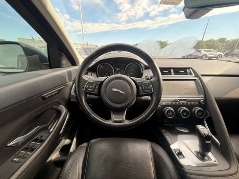 Used 2019 Jaguar E-PACE SE AWD/4WD image 12