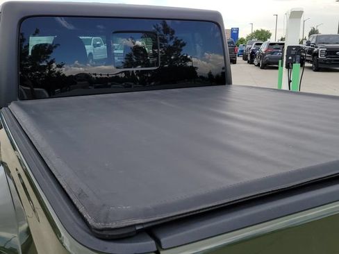 Used 2022 Jeep Gladiator Sport AWD/4WD image 14