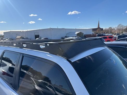 Used 2019 Toyota 4Runner TRD Off-Road Premium image 4