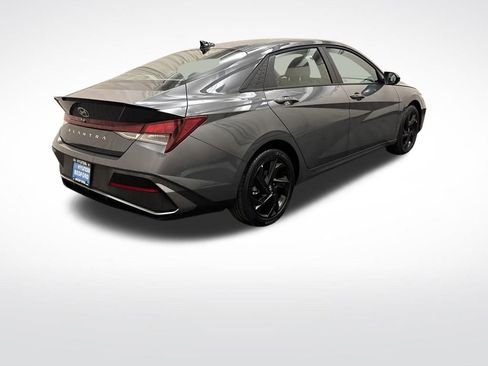 Certified 2026 Hyundai Elantra Sport FWD image 5