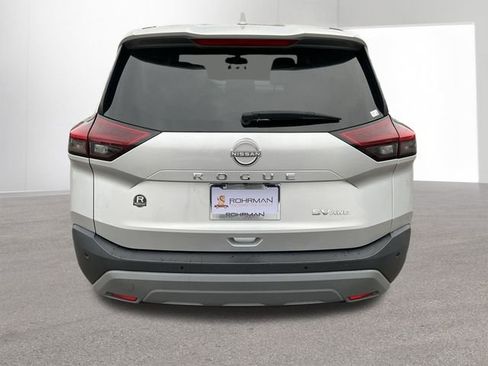 Certified 2023 Nissan Rogue SV image 5