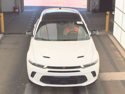 Used 2025 Dodge Hornet R/T w/ R/T Plus Package AWD/4WD image 2