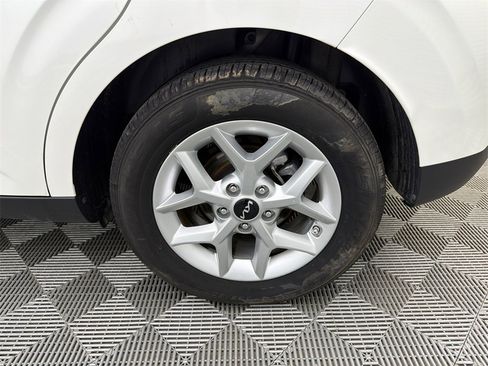 Used 2024 Kia Soul LX w/ Option Group 015 image 20