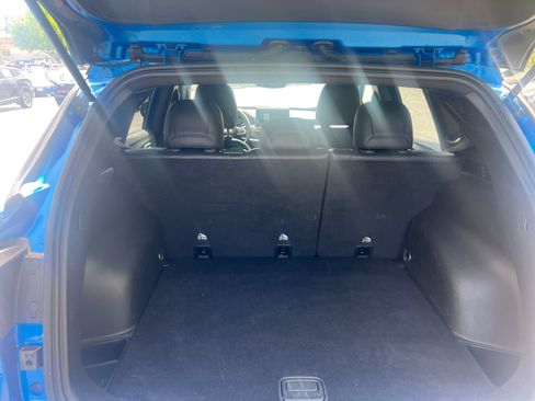 Used 2025 Chevrolet Trax LT image 25