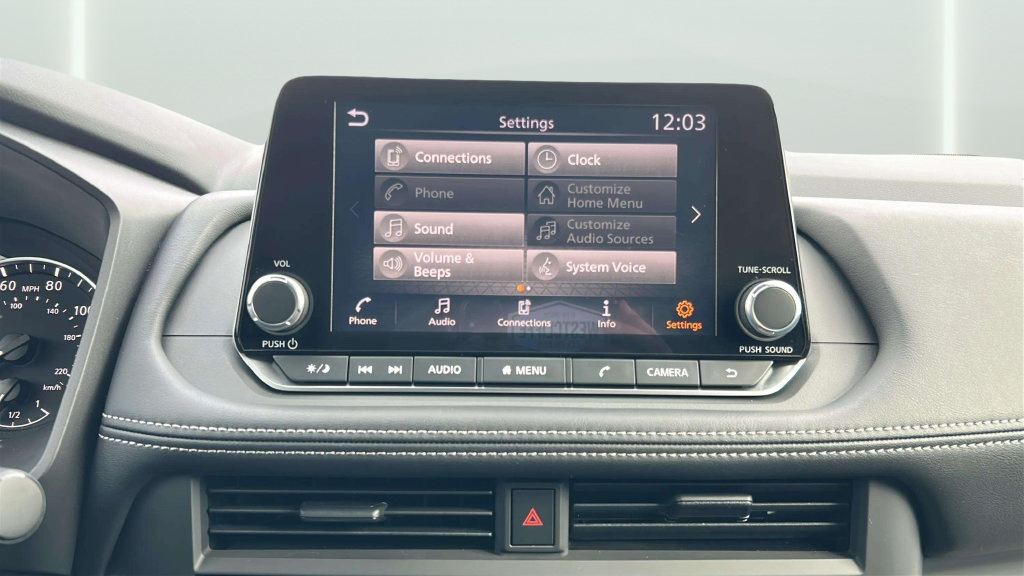 Used 2025 Nissan Rogue S FWD image 22