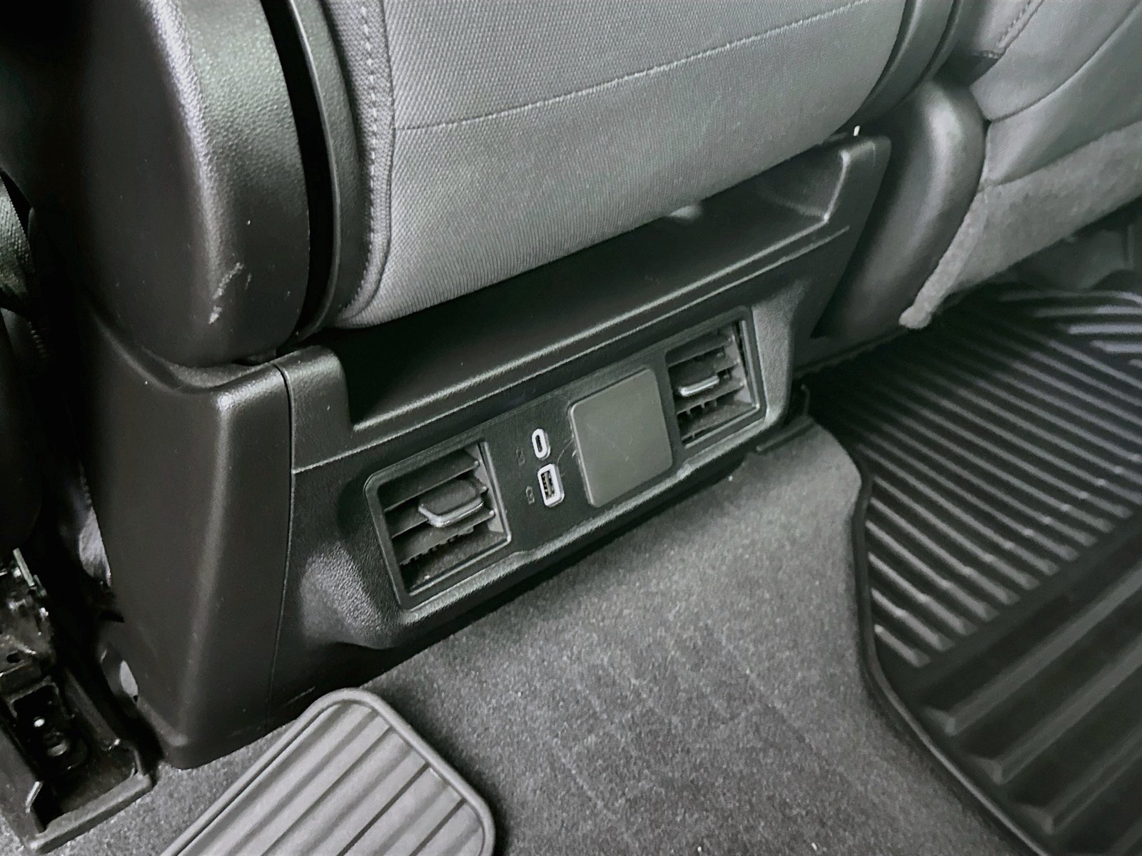 Used 2024 Chevrolet Silverado 1500 Custom w/ Turbomax Blackout Package AWD/4WD image 25