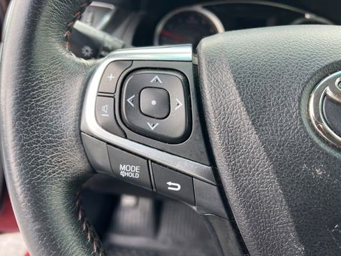 Used 2017 Toyota Camry LE image 14