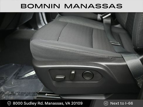 Used 2024 Chevrolet Silverado 2500 Custom w/ Custom Convenience Package image 13