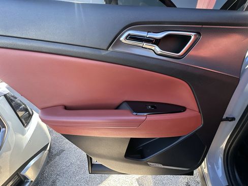 Certified 2023 Kia Sportage SX image 29