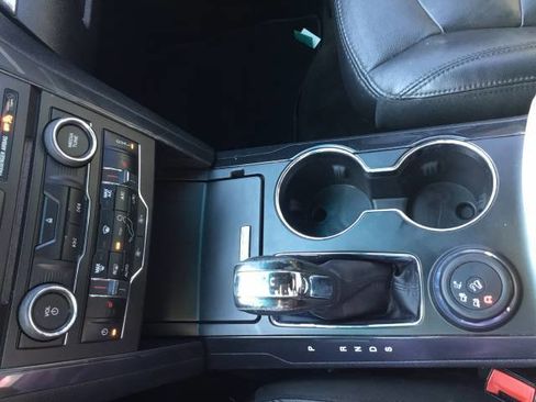 Used 2016 Ford Explorer XLT w/ Equipment Group 202A image 19