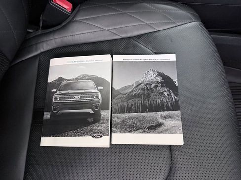 Used 2020 Ford Expedition Platinum RWD image 40