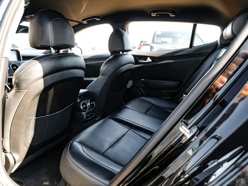 Used 2021 Kia Stinger GT-Line image 45