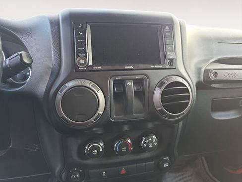 Used 2012 Jeep Wrangler Sport AWD/4WD image 10