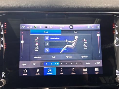 Used 2022 Jeep Wagoneer Series III w/ Premium Group I image 11