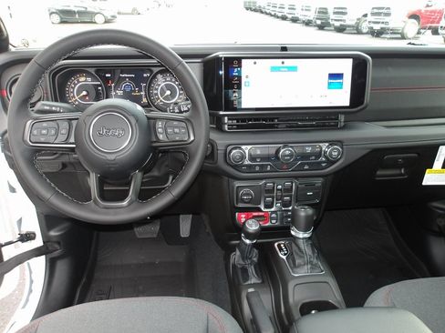 New 2026 Jeep Wrangler Unlimited Rubicon image 13