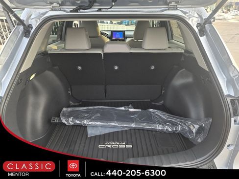 New 2026 Toyota Corolla Cross LE image 12