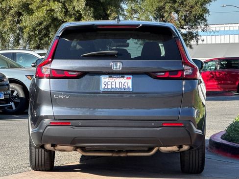 Used 2023 Honda CR-V EX-L image 10
