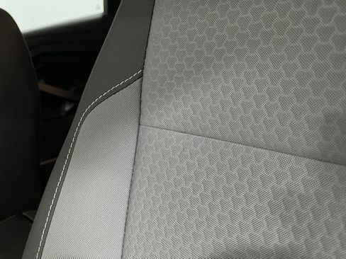 Used 2018 Ford Escape SE FWD image 16