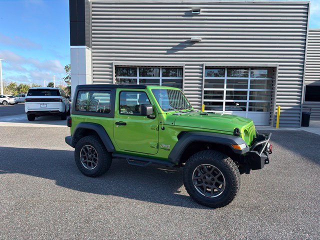 Used 2018 Jeep Wrangler Sport AWD/4WD image 2
