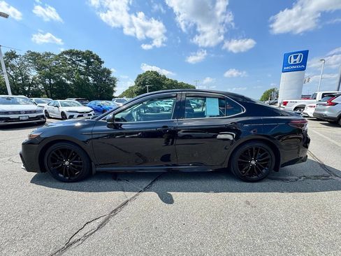 Used 2023 Toyota Camry XSE FWD image 2