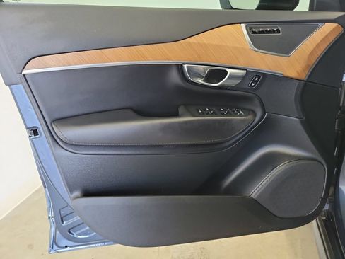 Used 2023 Volvo XC90 B6 Plus w/ Protection Package Premier AWD/4WD image 22