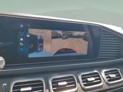 Certified 2026 Mercedes-Benz GLS 450 4MATIC image 27