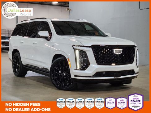 Used 2025 Cadillac Escalade Sport Platinum w/ LPO, ONYX Package AWD/4WD image 1
