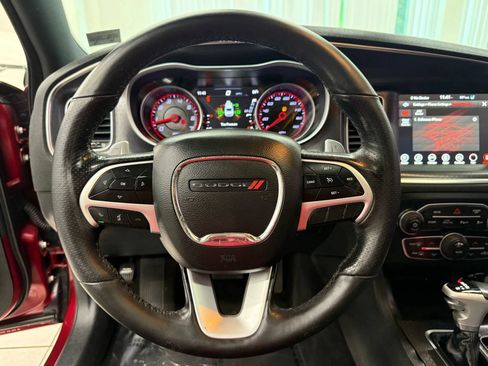 Used 2017 Dodge Charger R/T Scat Pack w/ Driver Confidence Group RWD image 30