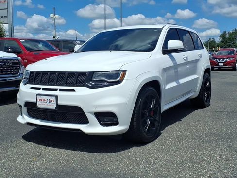 Used 2017 Jeep Grand Cherokee SRT AWD/4WD image 3