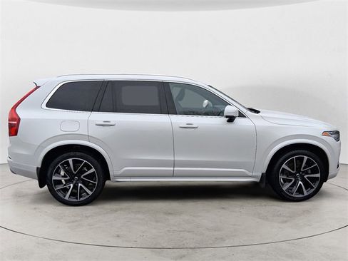 Used 2020 Volvo XC90 T6 Momentum w/ Protection Package Premier image 6