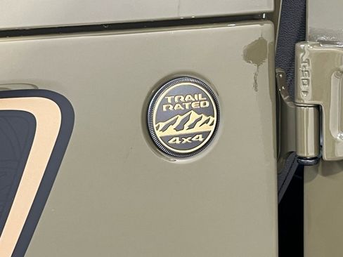 New 2025 Jeep Wrangler Unlimited Rubicon 392 image 31