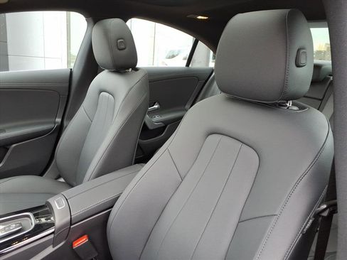 Certified 2025 Mercedes-Benz CLA 250 4MATIC image 13