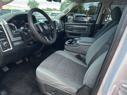Used 2016 RAM 1500 Big Horn AWD/4WD image 9