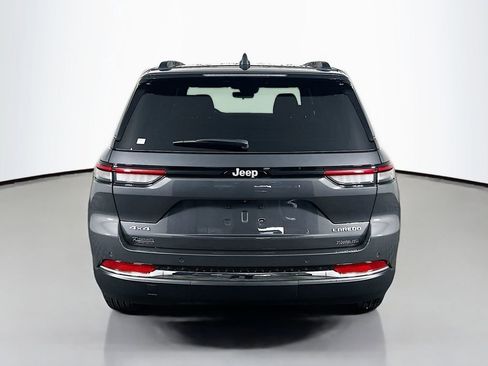 New 2025 Jeep Grand Cherokee Laredo X w/ Luxury Tech Group I image 6