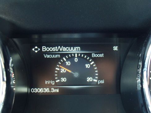 Used 2015 Ford Mustang Coupe image 13