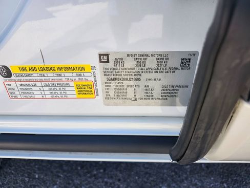 Used 2017 Buick Enclave Leather w/ Trailering Package FWD image 35