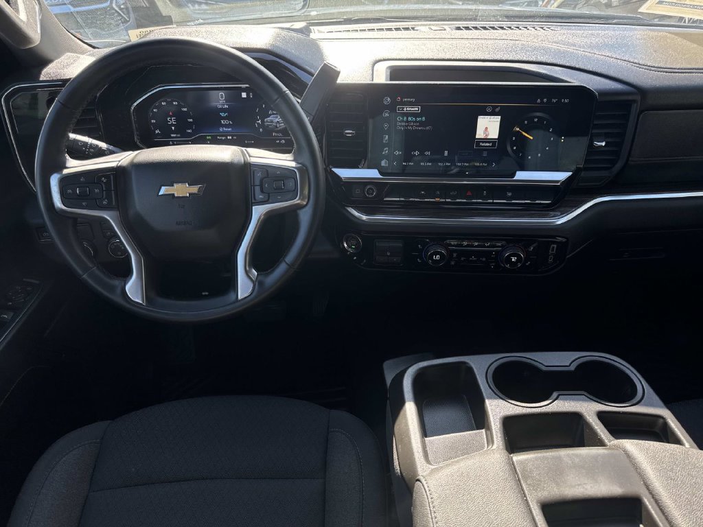 Used 2023 Chevrolet Silverado 1500 LT RWD image 8