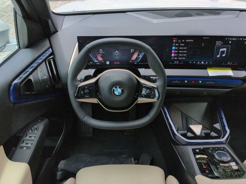New 2025 BMW X3 xDrive30i w/ Convenience Package AWD/4WD image 16