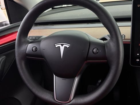 Used 2023 Tesla Model Y Long Range AWD/4WD image 12