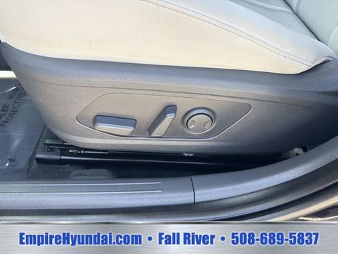 Used 2024 Hyundai Sonata SEL AWD/4WD image 18
