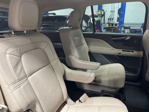 Certified 2023 Lincoln Aviator Reserve w/ Elements Package Plus AWD/4WD image 22