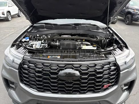 Used 2025 Ford Explorer ST w/ Sun And Sound Package AWD/4WD image 21