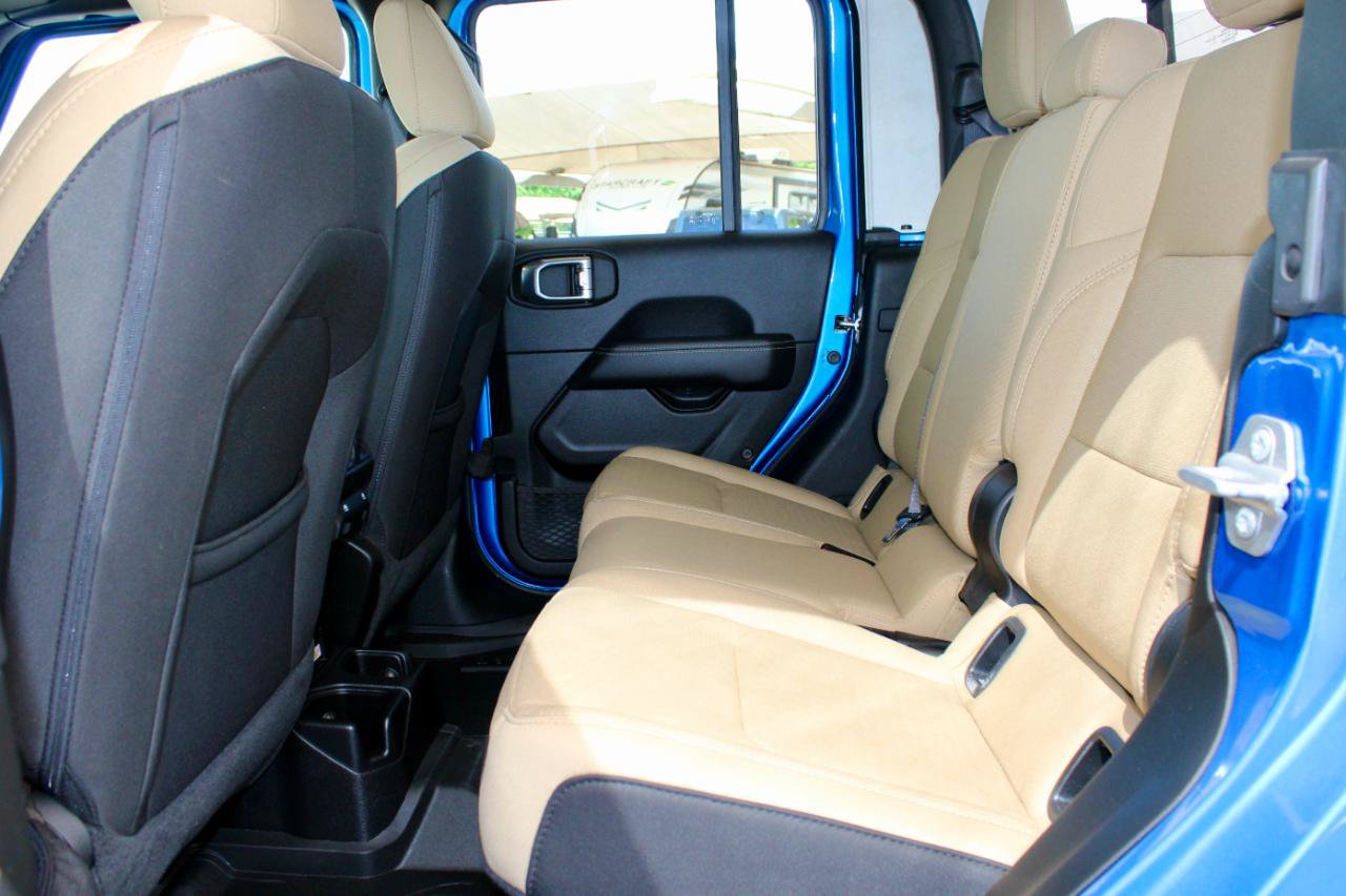 Used 2021 Jeep Gladiator Overland w/ Uconnect 4C Nav & Sound Group AWD/4WD image 13