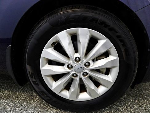 Used 2018 Kia Sedona EX image 22